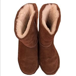 bear paw boots (similiar to UGGs)